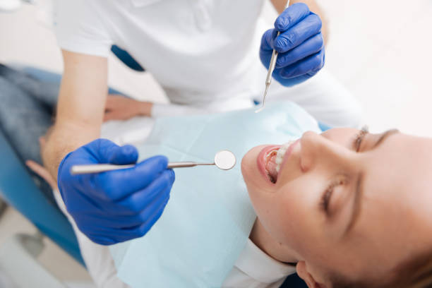 Best Root Canal Treatment  in Meadow Glade, WA